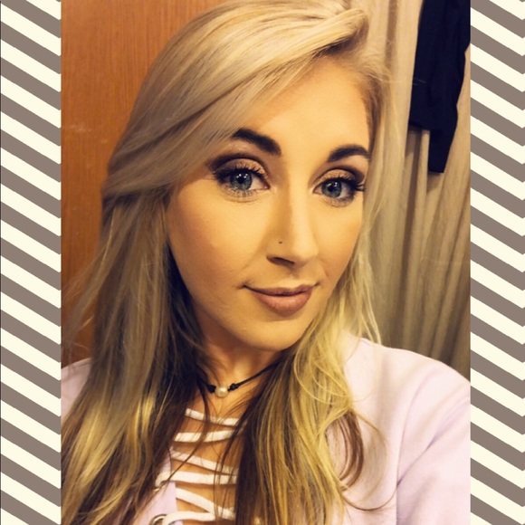 Meet your Posher, Nikki - Picture 2 of 4